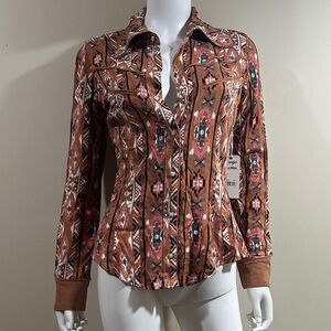 Wrangler size Xs Lainey Wilson Womens Burnt Orange Aztec Button-Front Shirt New
